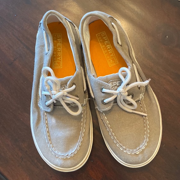 Sperry Other - Sperry Halyard Topsider shoes 1.5